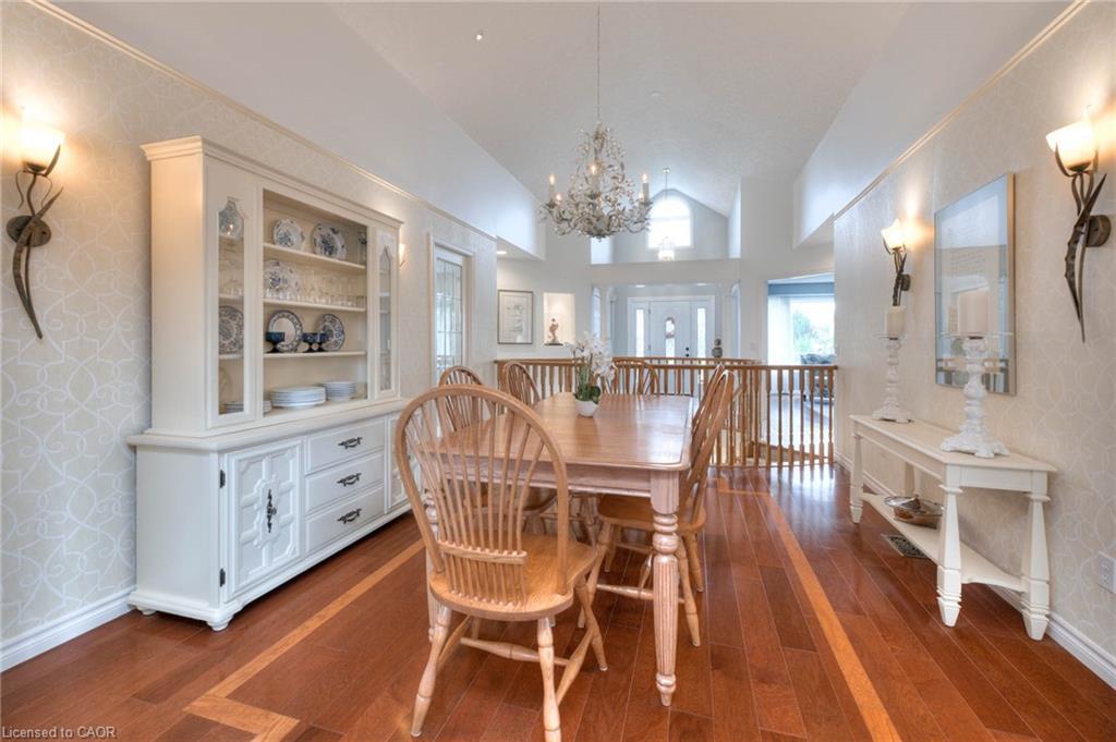 148-7 Maue Court, Baden, ON - Indoor Photo Showing Dining Room