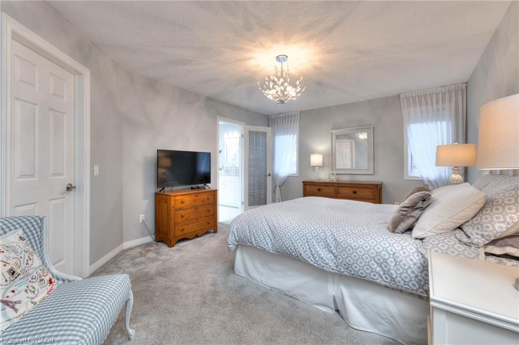 148-7 Maue Court, Baden, ON - Indoor Photo Showing Bedroom