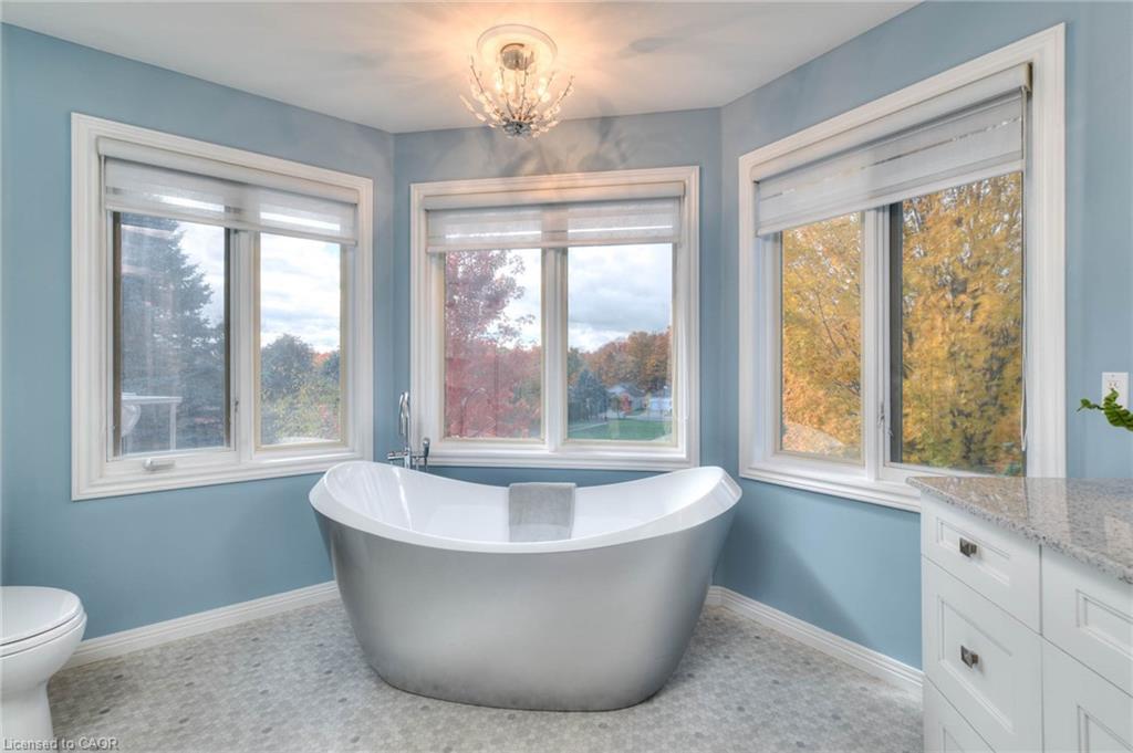 148-7 Maue Court, Baden, ON - Indoor Photo Showing Bathroom