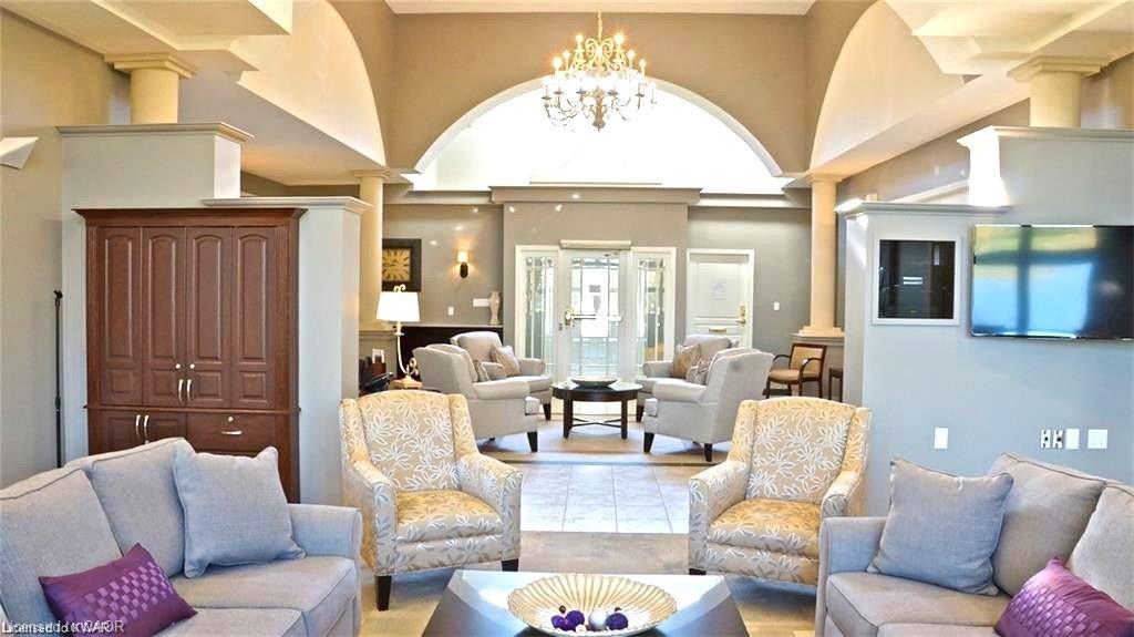 148-7 Maue Court, Baden, ON - Indoor Photo Showing Living Room