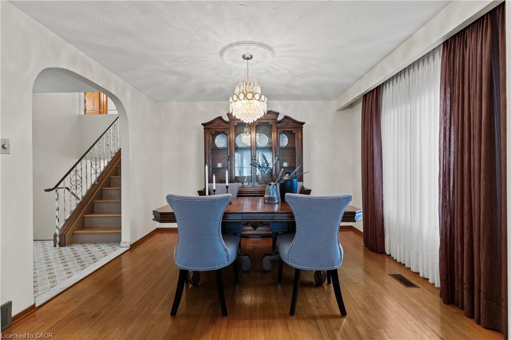 48 Village Drive, Hamilton, ON - Indoor