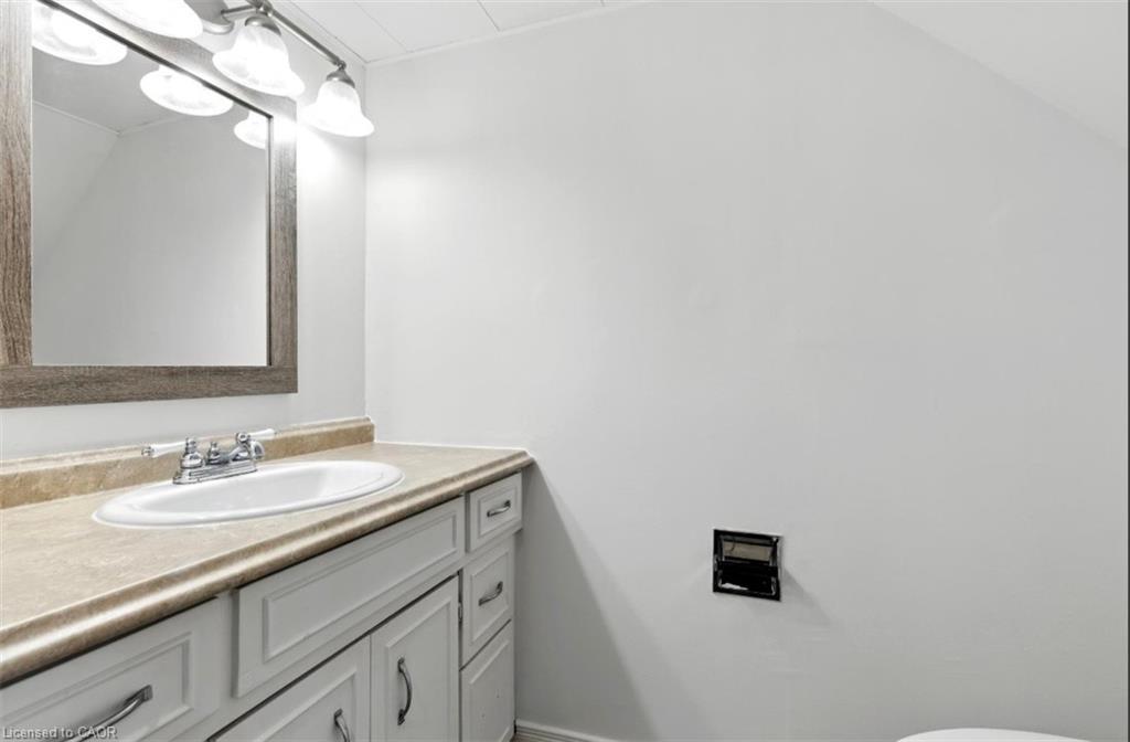 29-11 Grand River Boulevard, Kitchener, ON - Indoor Photo Showing Bathroom