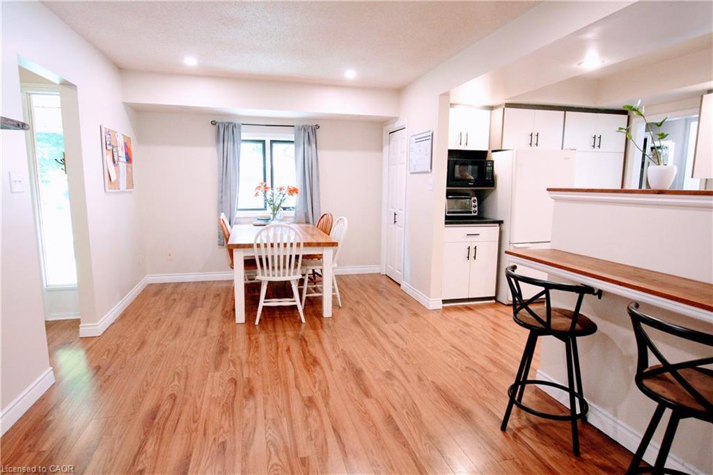 250 Boulton Street, Palmerston, ON - Indoor Photo Showing Dining Room