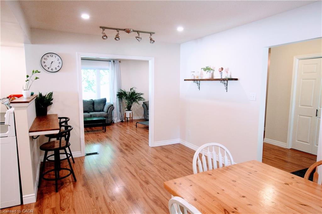 250 Boulton Street, Palmerston, ON - Indoor Photo Showing Dining Room