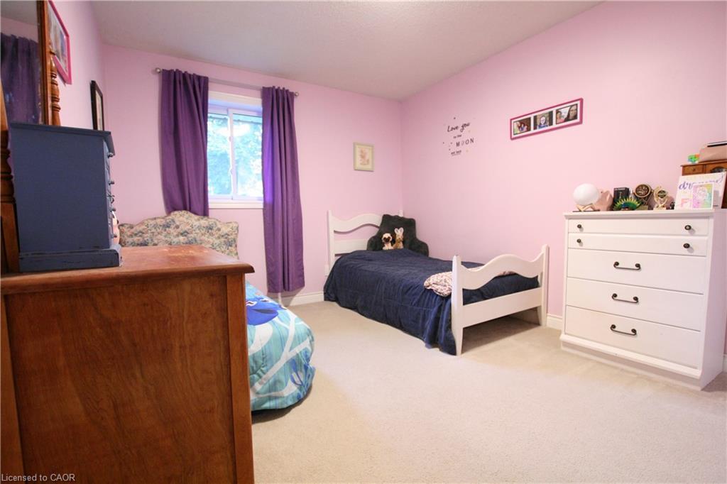 250 Boulton Street, Palmerston, ON - Indoor Photo Showing Bedroom