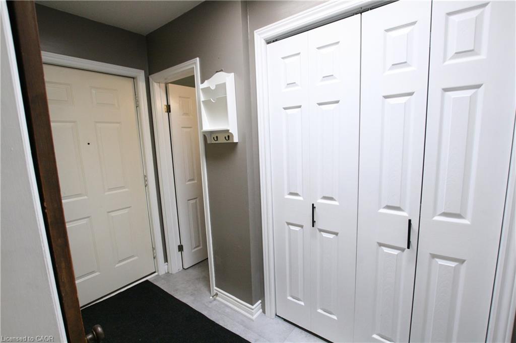 250 Boulton Street, Palmerston, ON - Indoor Photo Showing Other Room