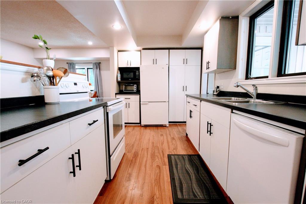 250 Boulton Street, Palmerston, ON - Indoor Photo Showing Kitchen With Double Sink