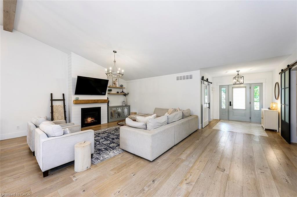 2560 2 Side Road, Burlington, ON - Indoor Photo Showing Living Room With Fireplace