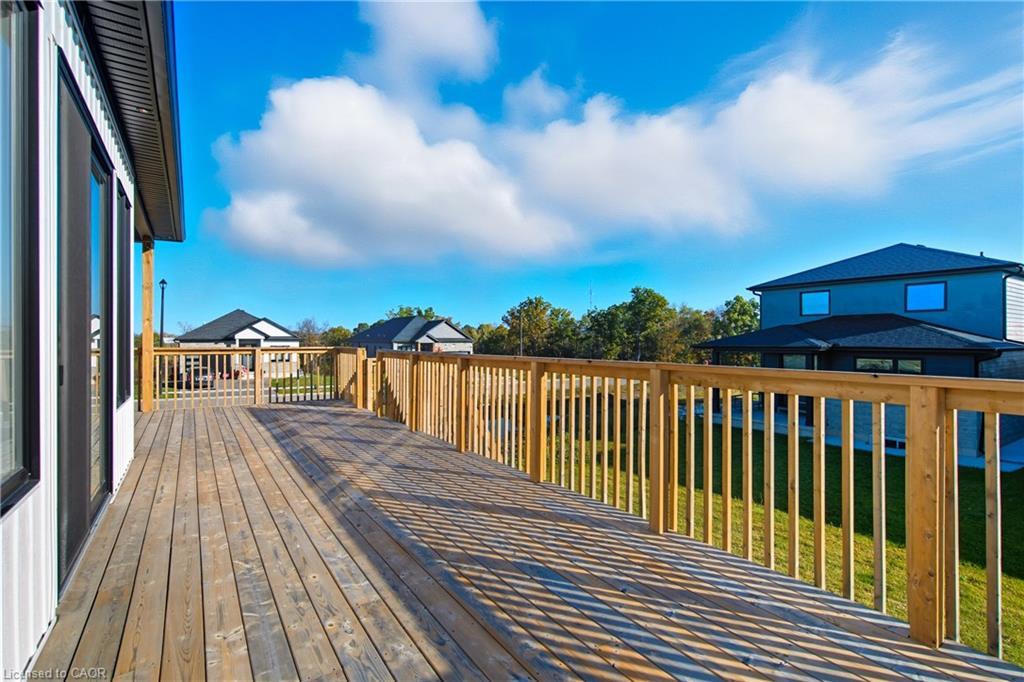 174 Pike Creek Drive, Cayuga, ON - Outdoor With Deck Patio Veranda