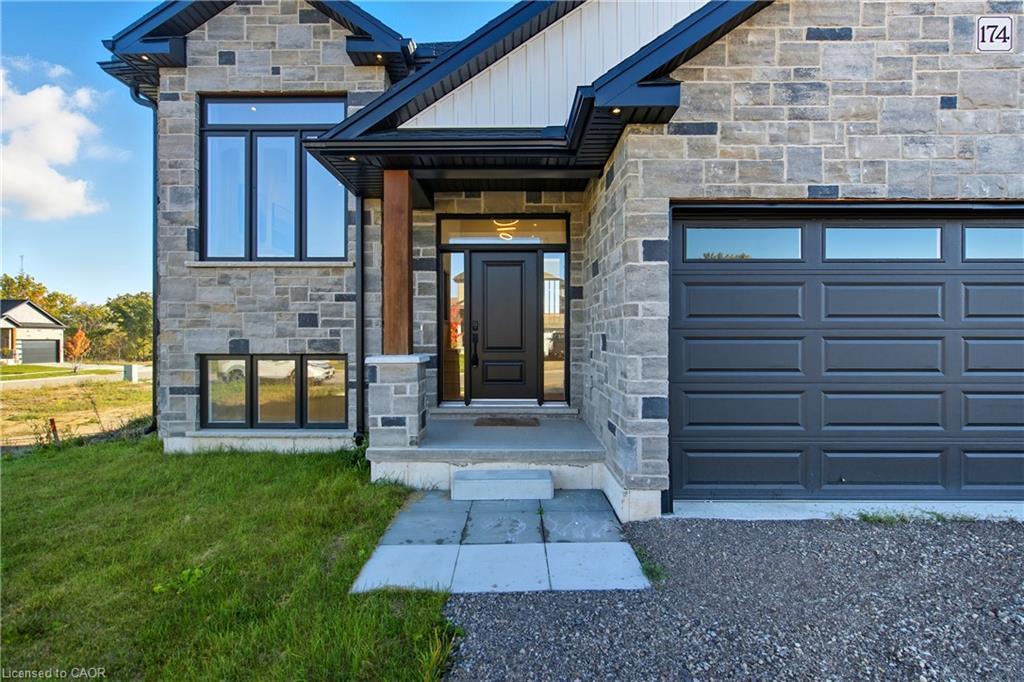 174 Pike Creek Drive, Cayuga, ON - Outdoor