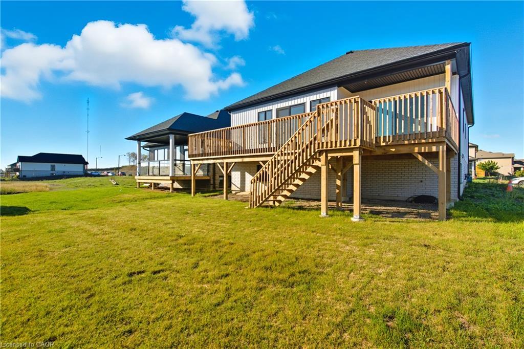 174 Pike Creek Drive, Cayuga, ON - Outdoor With Deck Patio Veranda