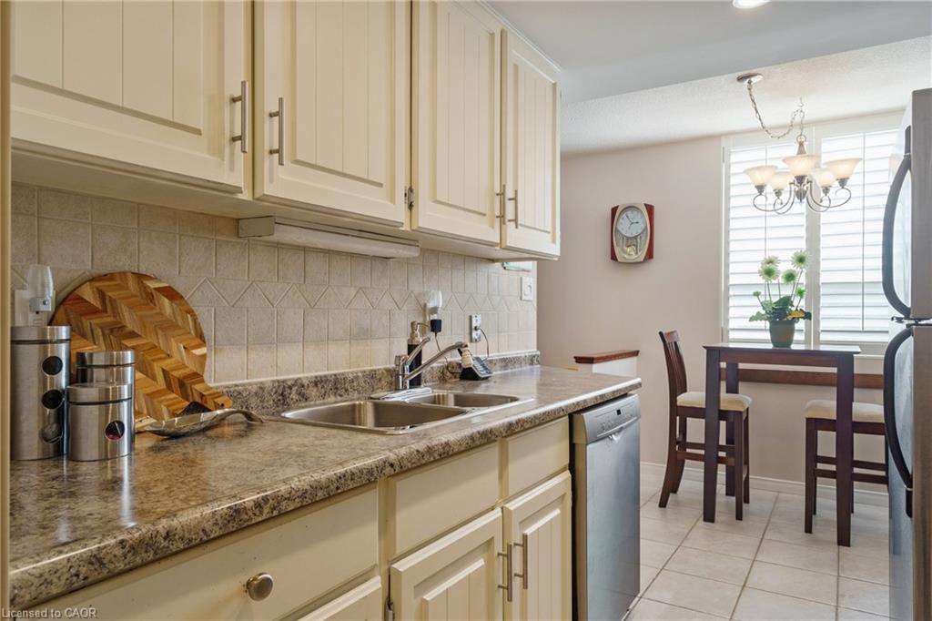 403-120 Duke Street, Hamilton, ON - Indoor Photo Showing Kitchen With Double Sink