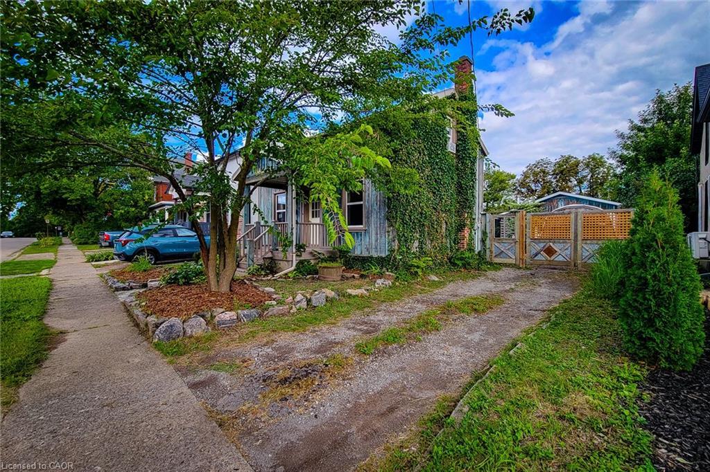 16 Welland Street S, Thorold, ON - Outdoor