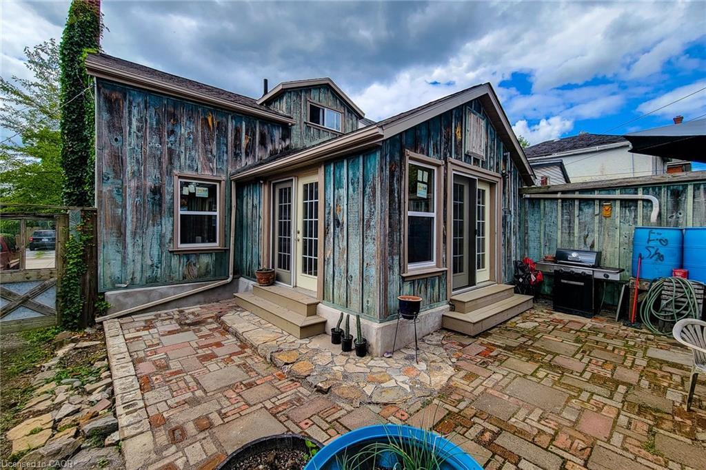 16 Welland Street S, Thorold, ON - Outdoor With Deck Patio Veranda With Exterior