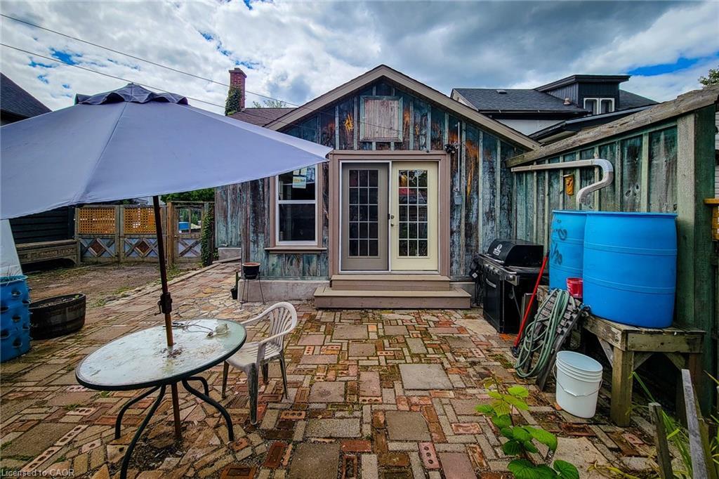 16 Welland Street S, Thorold, ON - Outdoor With Deck Patio Veranda