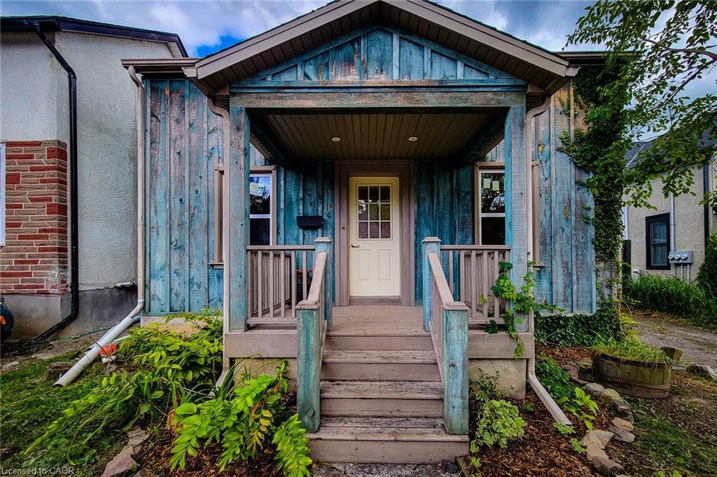 16 Welland Street S, Thorold, ON - Outdoor