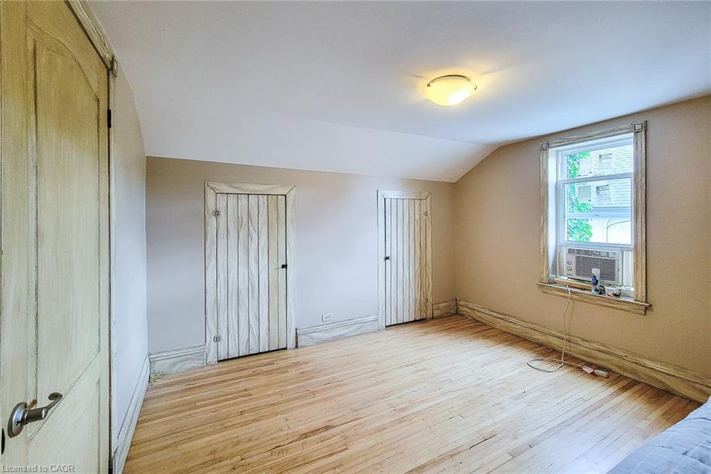 16 Welland Street S, Thorold, ON - Indoor Photo Showing Other Room