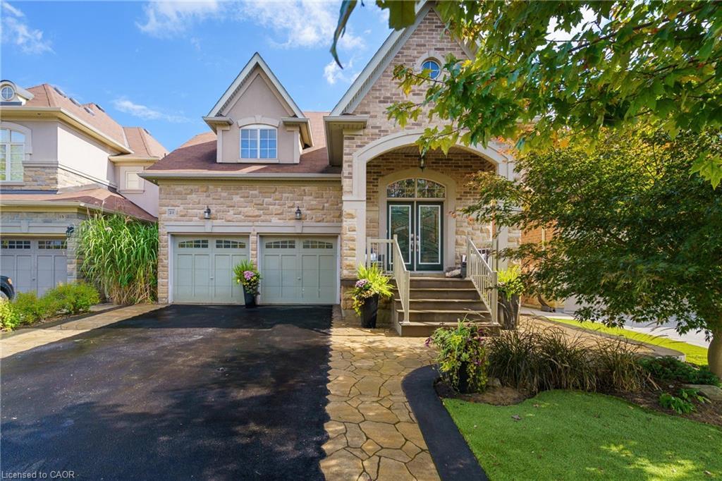 21 Shade Forest Trail, Hamilton, ON - Outdoor