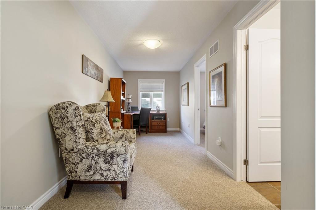 21 Shade Forest Trail, Hamilton, ON - Indoor