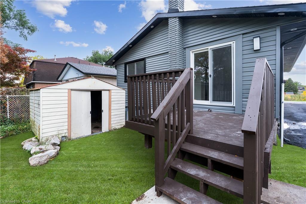 210 Mackan Street, Thorold, ON - Outdoor With Exterior