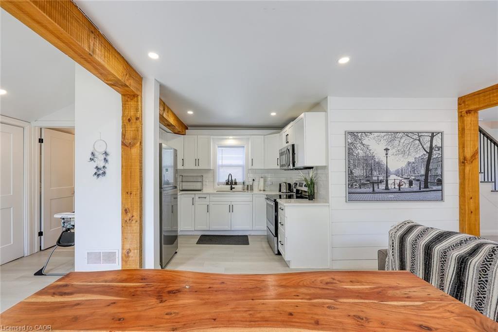 51 Victoria Street, Port Burwell, ON - Indoor