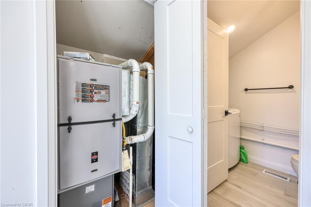 51 Victoria Street, Port Burwell, ON - Indoor