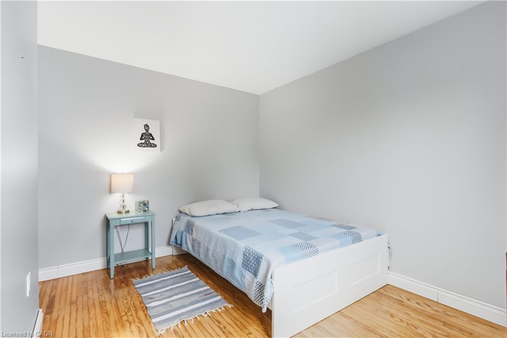 B56-25 Britten Close, Hamilton, ON - Indoor Photo Showing Bedroom