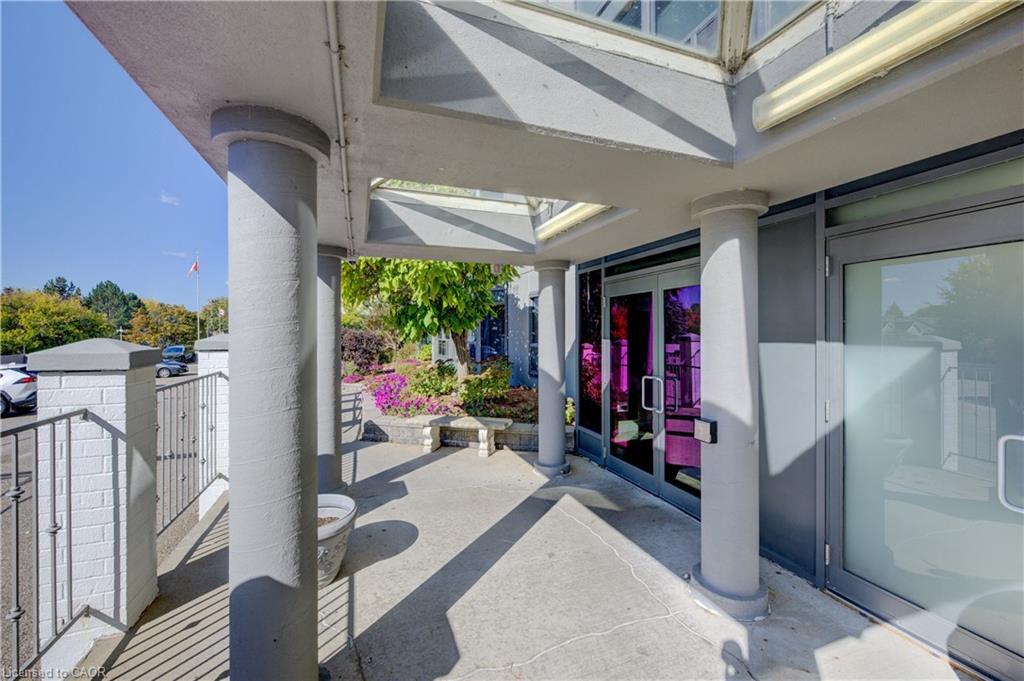 811-55 Green Valley Drive, Kitchener, ON - Outdoor With Exterior