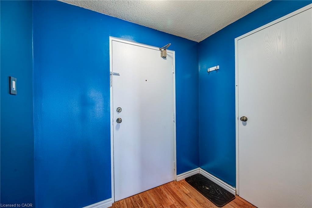 811-55 Green Valley Drive, Kitchener, ON - Indoor Photo Showing Other Room