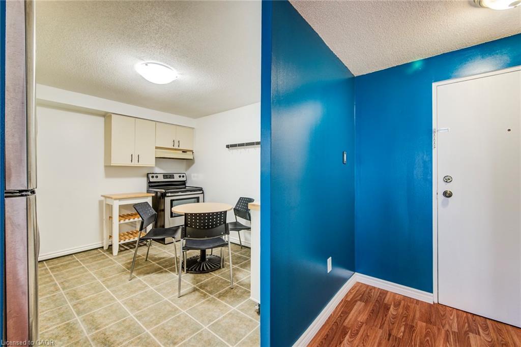 811-55 Green Valley Drive, Kitchener, ON - Indoor