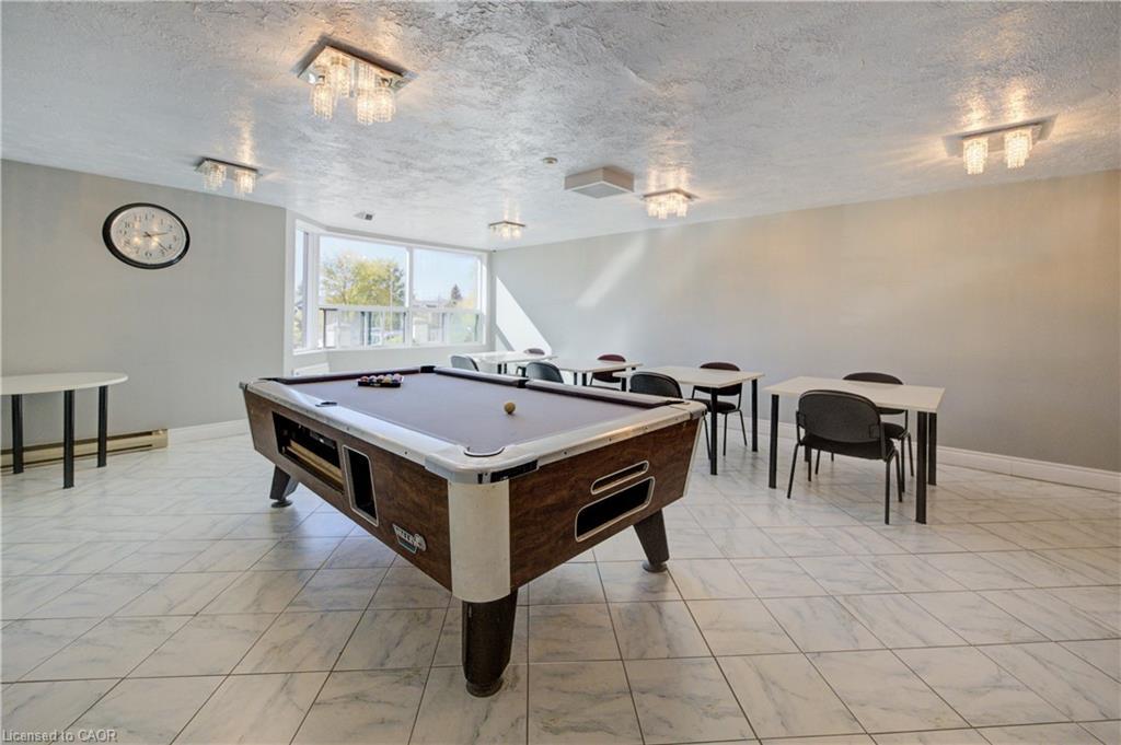 811-55 Green Valley Drive, Kitchener, ON - Indoor Photo Showing Other Room