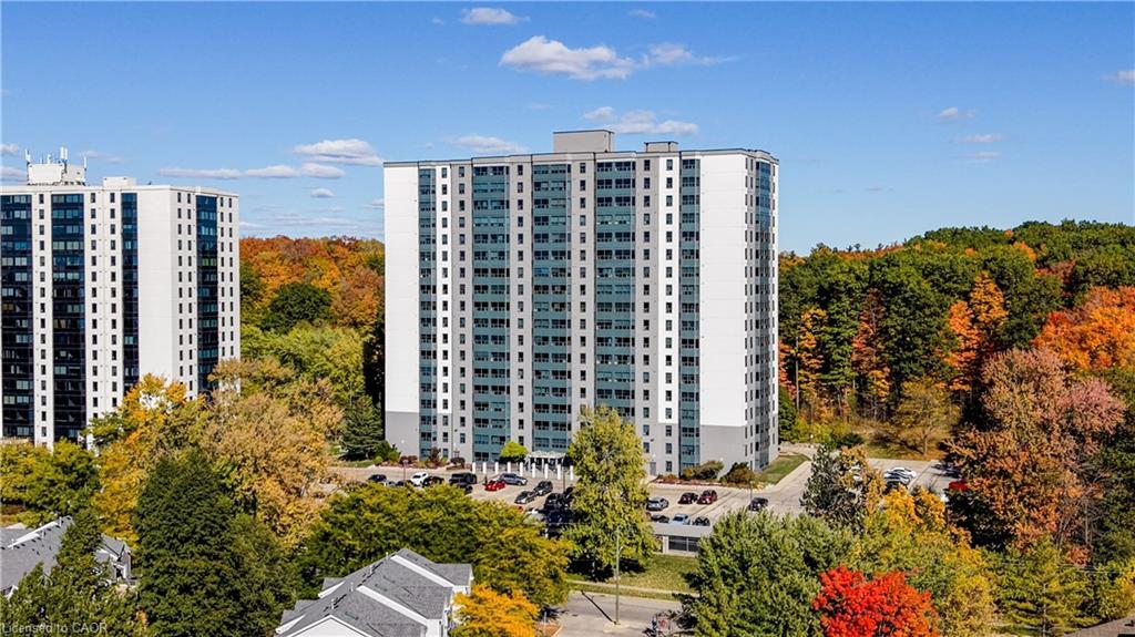 811-55 Green Valley Drive, Kitchener, ON - Outdoor With Facade