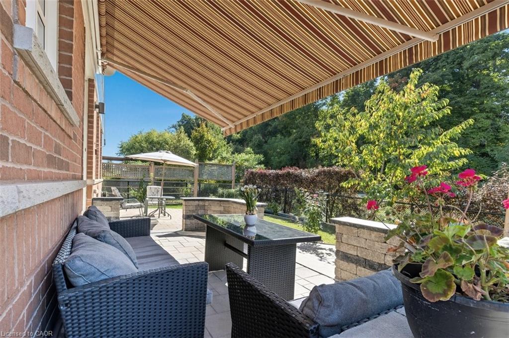 304 Falling Green Crescent, Kitchener, ON - Outdoor With Deck Patio Veranda With Exterior