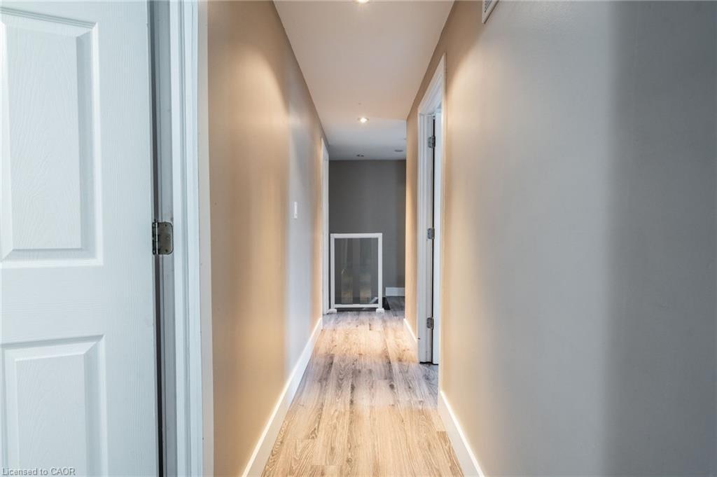 120 Chilton Drive, Stoney Creek, ON - Indoor Photo Showing Other Room