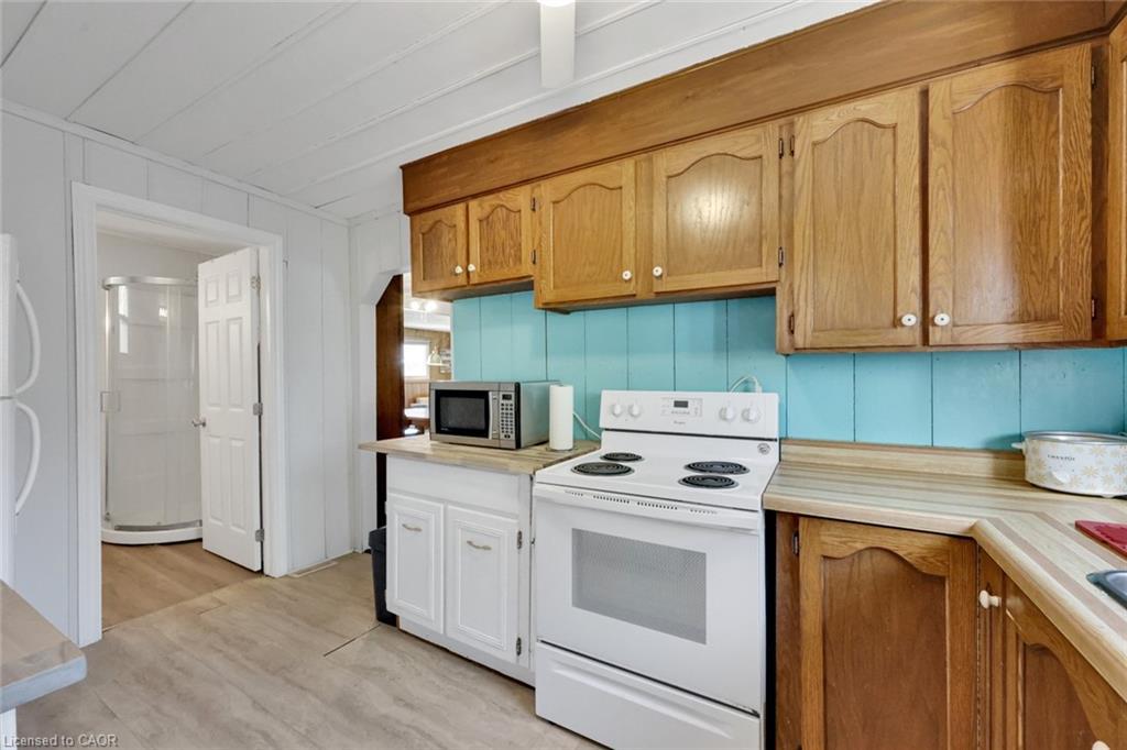 11 Snooks Drive, Turkey Point, ON - Indoor Photo Showing Kitchen