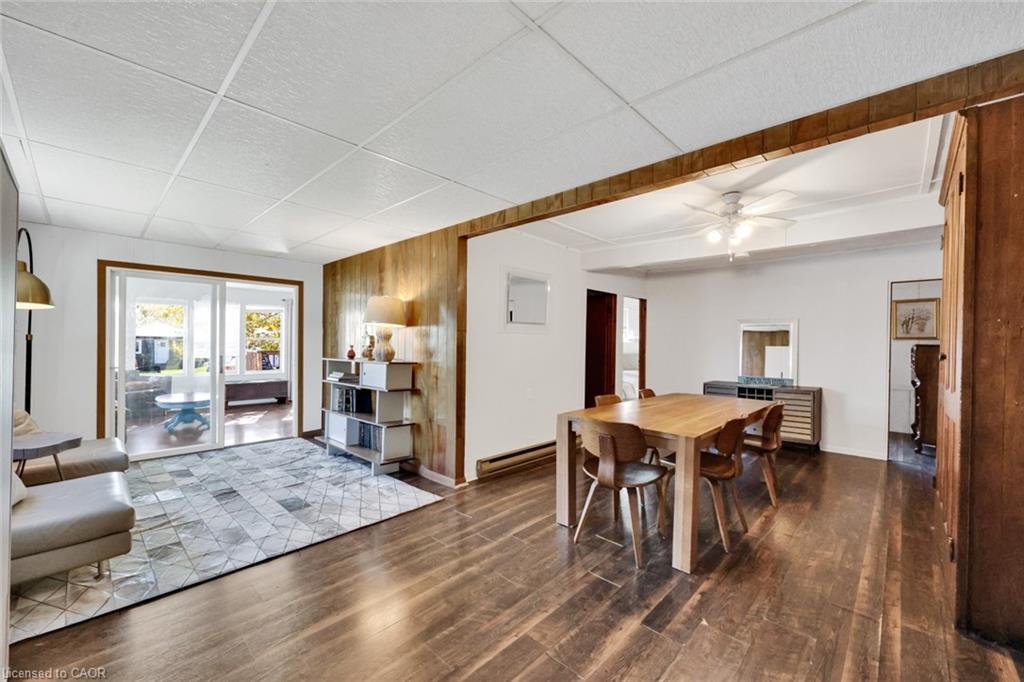 11 Snooks Drive, Turkey Point, ON - Indoor Photo Showing Other Room