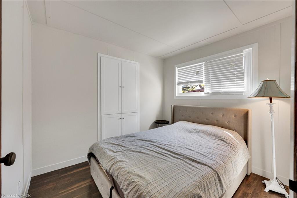 11 Snooks Drive, Turkey Point, ON - Indoor Photo Showing Bedroom