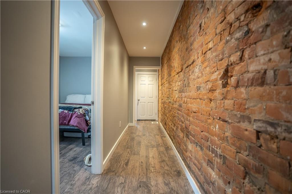 165 Emerald Street N, Hamilton, ON - Indoor Photo Showing Other Room