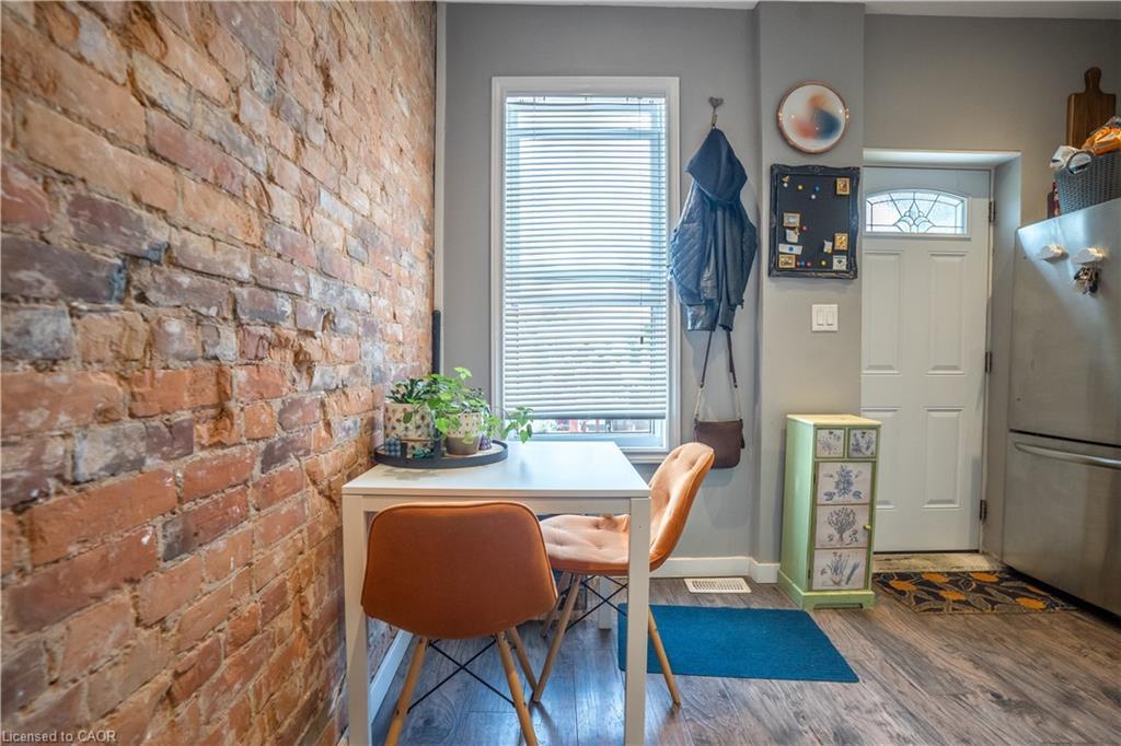 165 Emerald Street N, Hamilton, ON - Indoor Photo Showing Dining Room