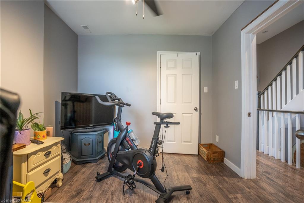 165 Emerald Street N, Hamilton, ON - Indoor Photo Showing Other Room