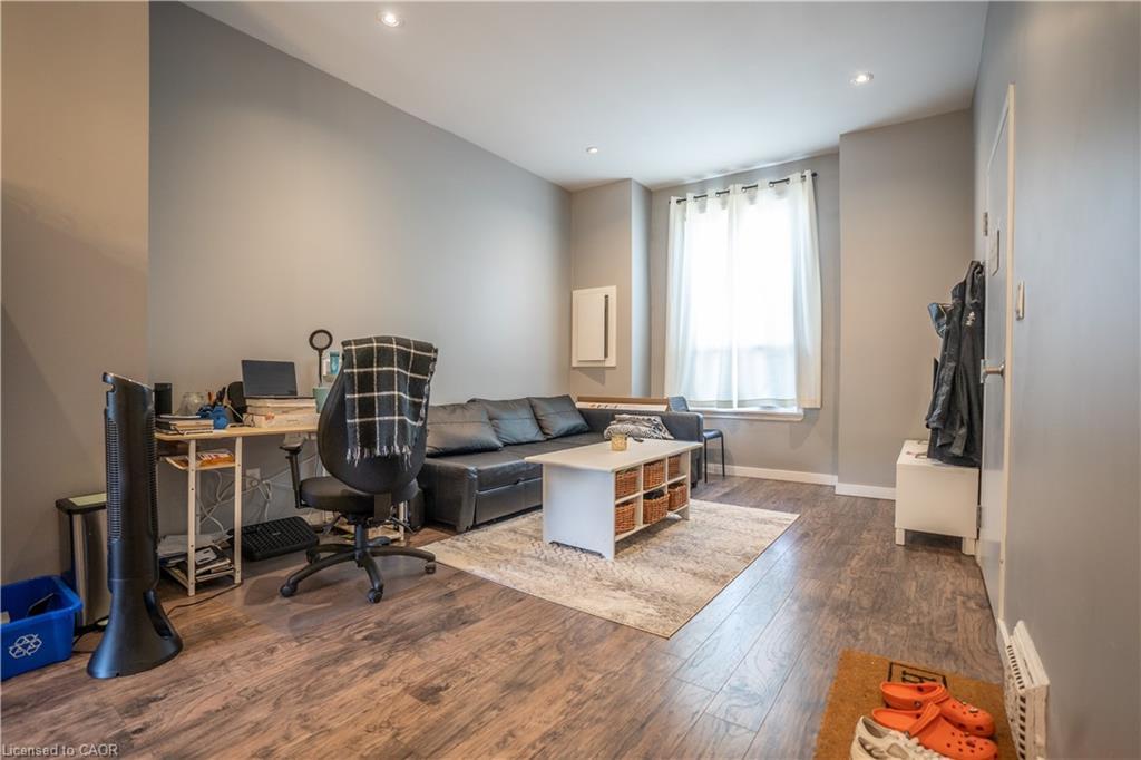 165 Emerald Street N, Hamilton, ON - Indoor Photo Showing Office