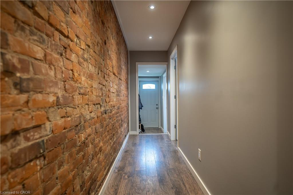 165 Emerald Street N, Hamilton, ON - Indoor Photo Showing Other Room