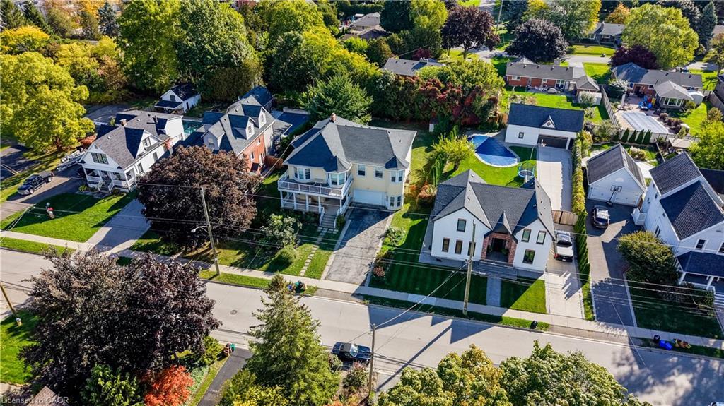 7 Robinson Street S, Grimsby, ON - Outdoor With View