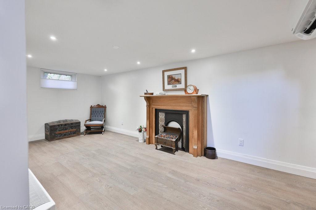 1088 Cherriebell Road, Mississauga, ON - Indoor With Fireplace