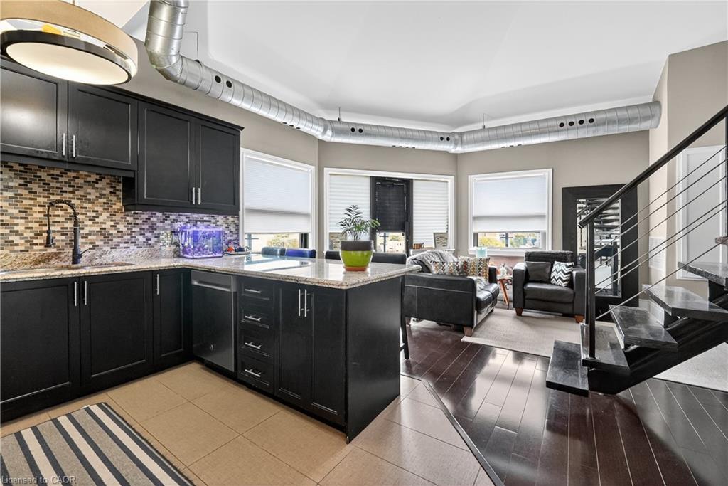 404-80 King William Street, Hamilton, ON - Indoor Photo Showing Kitchen