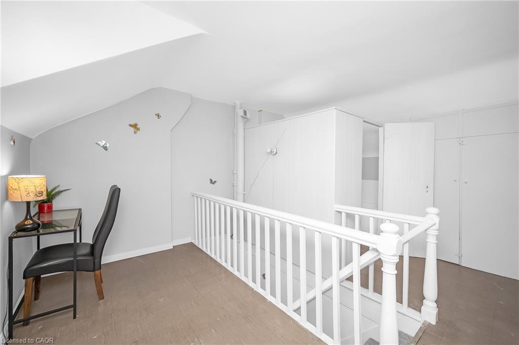 127 East Avenue N, Hamilton, ON - Indoor