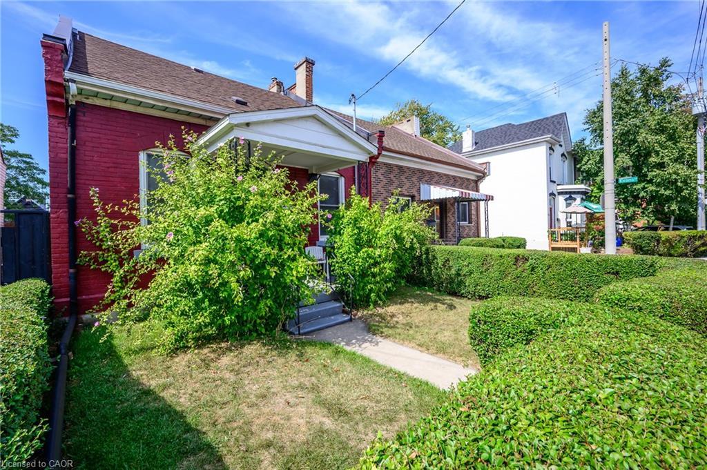 127 East Avenue N, Hamilton, ON - Outdoor