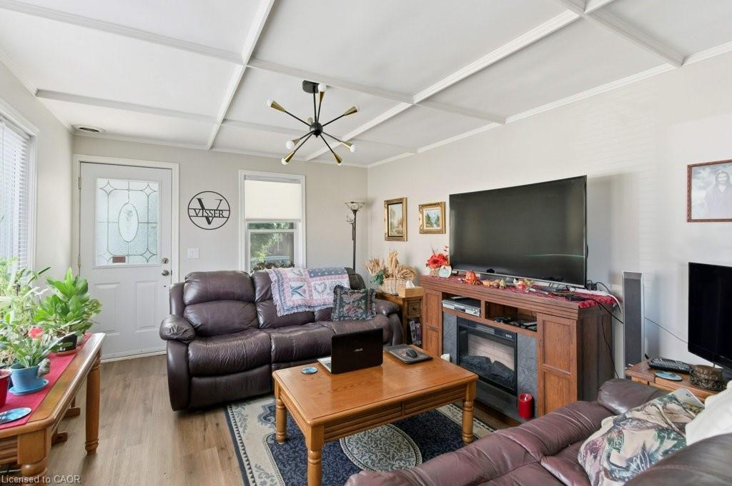 111 Mcalpine Avenue S, Welland, ON