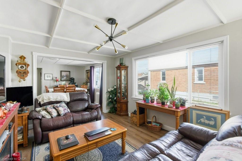 111 Mcalpine Avenue S, Welland, ON