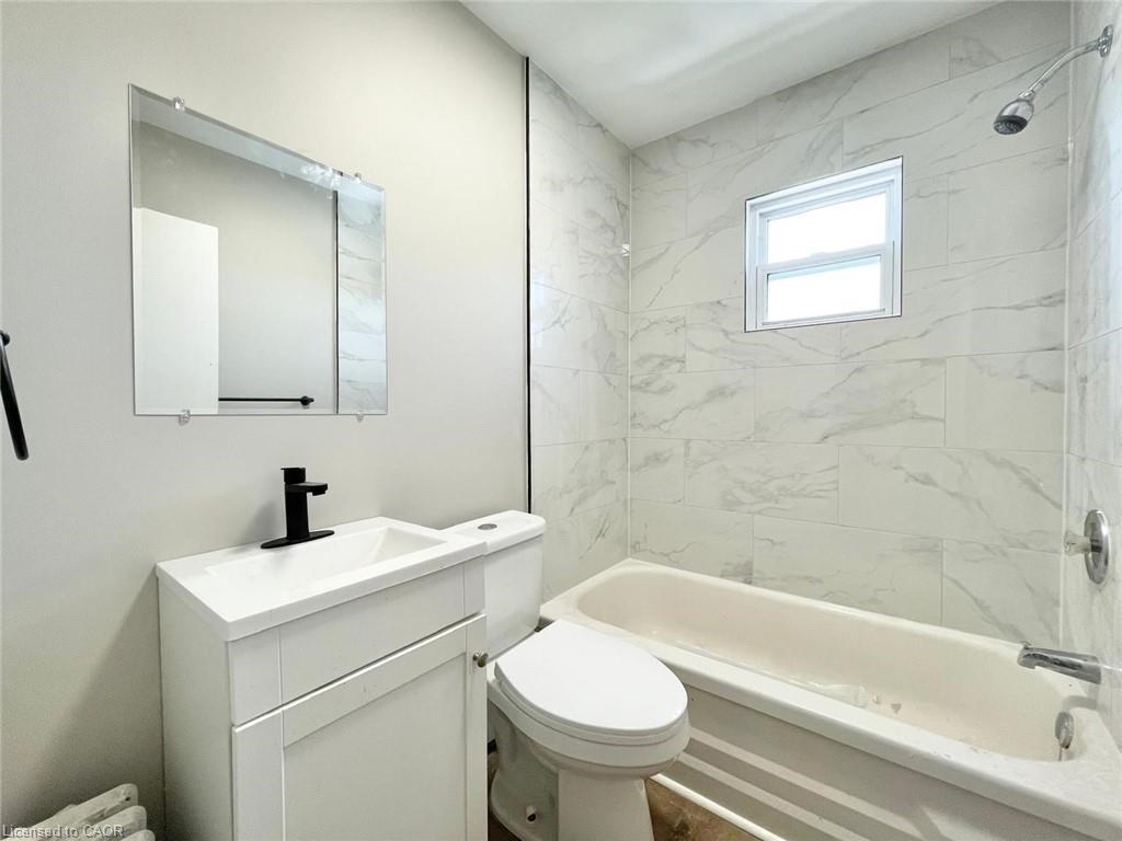 111 Mcalpine Avenue S, Welland, ON